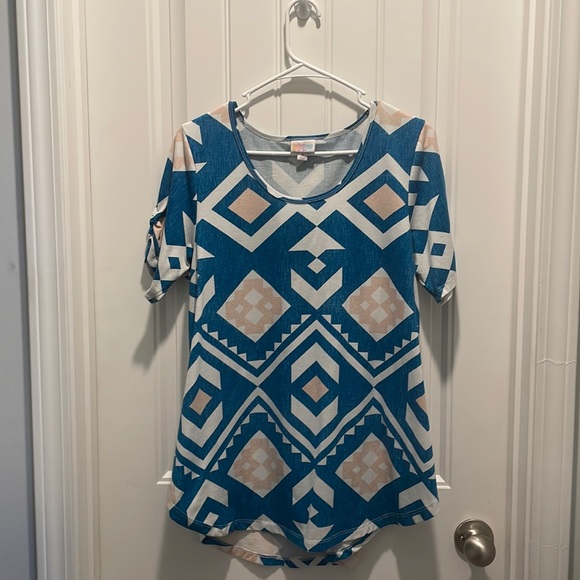 Lula Roe Tee - Picture 1 of 1